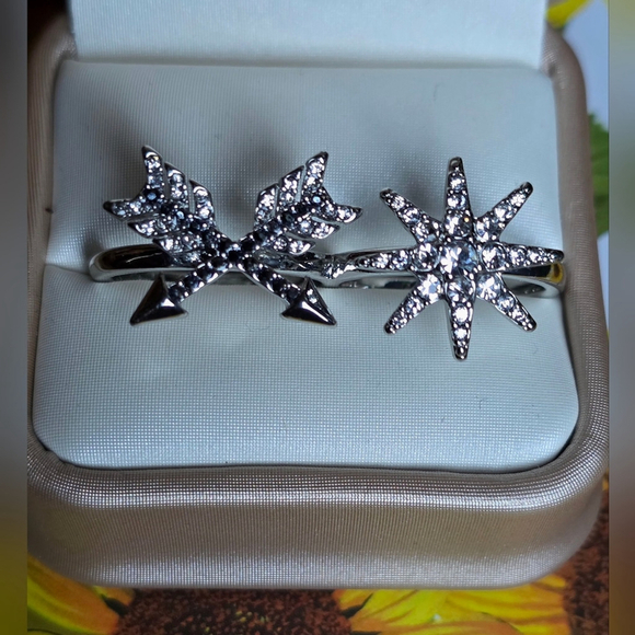 Simply Vera Vera Wang Jewelry - Simply Vera Wang Silver Star Arrow Ring Size 8